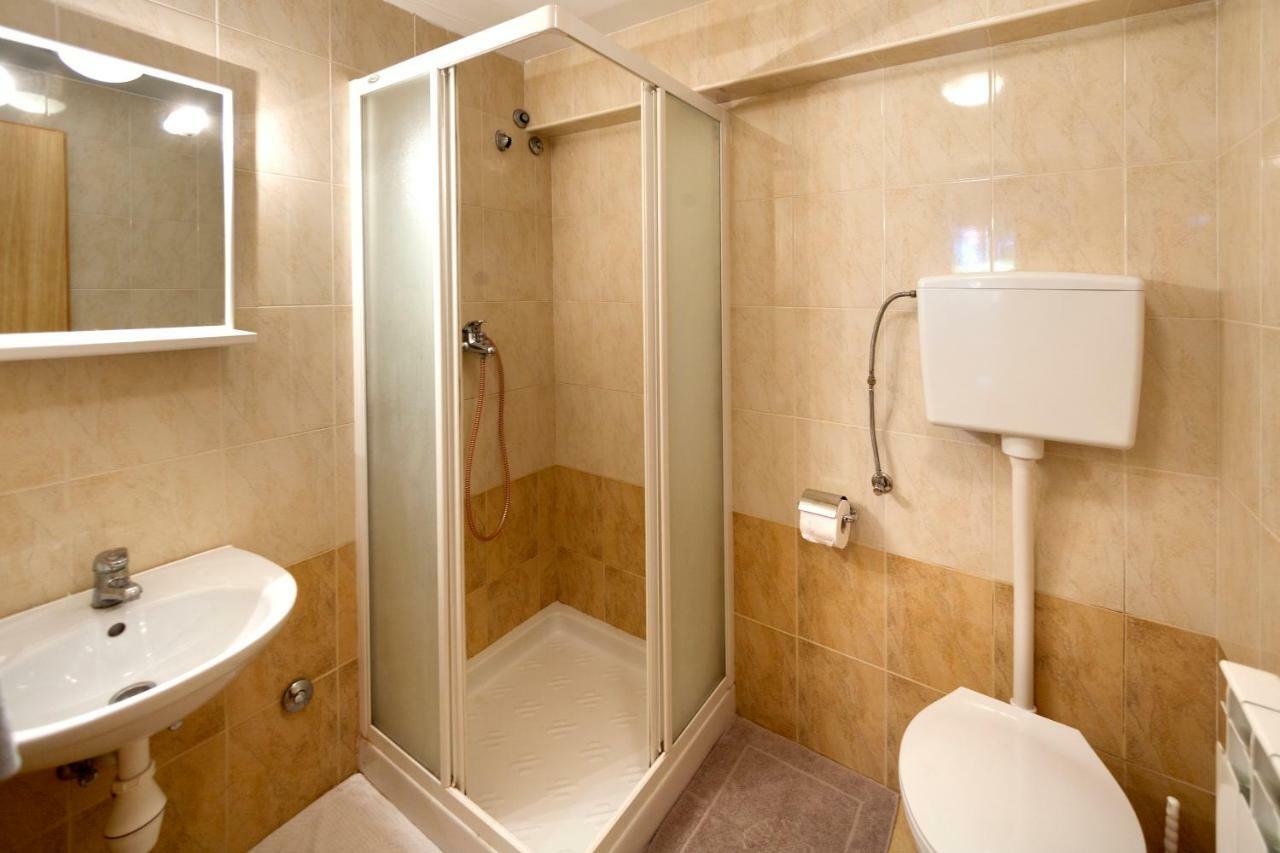 Mihaela Apartments Poreč Eksteriør billede