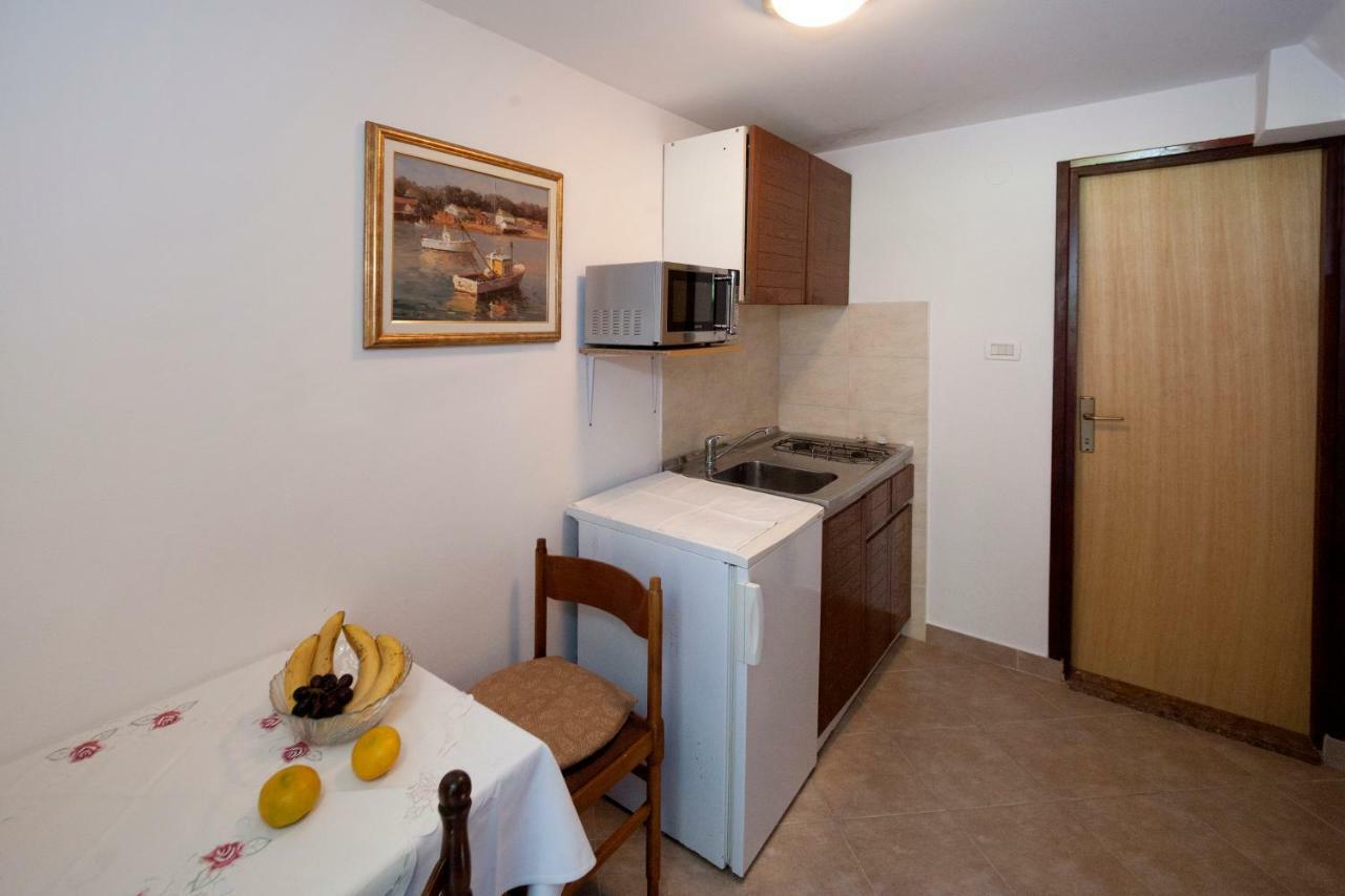 Mihaela Apartments Poreč Eksteriør billede